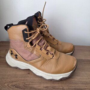 UNDER ARMOUR STELLAR KIDS / YOUTH BOOTS SIZE 4.5 Y